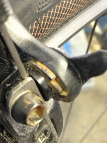Plus, look at this, rust on a brake.  You put the brake under the bottom bracket and use a material that will rust.  Stupid.