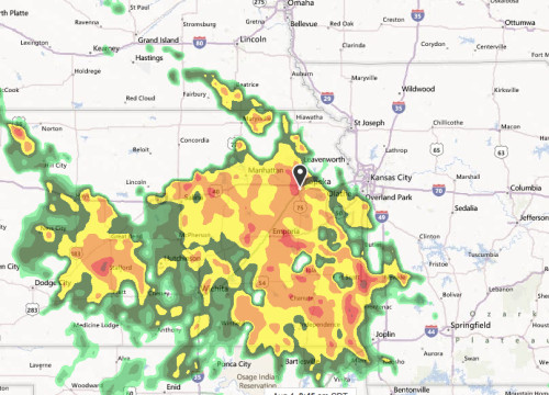 Radar now in Eastern Kansas.