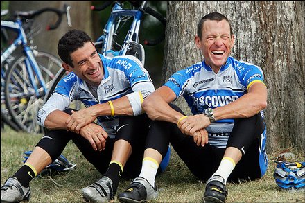 Lance and George all giddy, probably after their 7th day straight of 250 kms.   Fresh as daisies.  