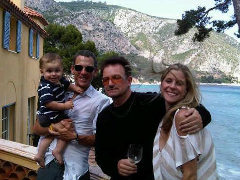 Lance and Bono, of U2, having lunch on the French Riviera.