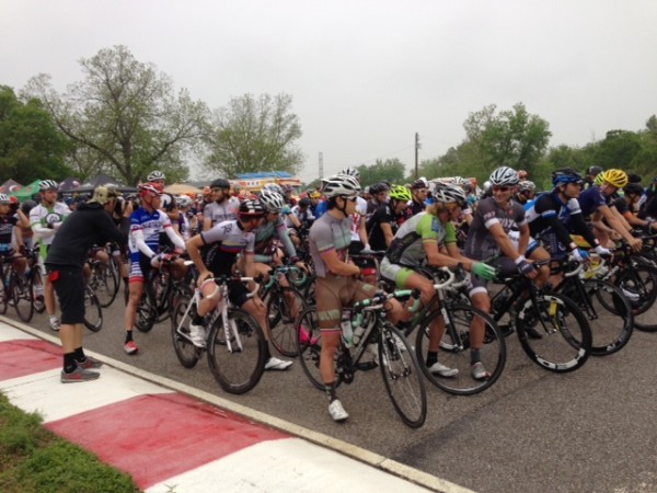 Lots of riders at the start of the race.