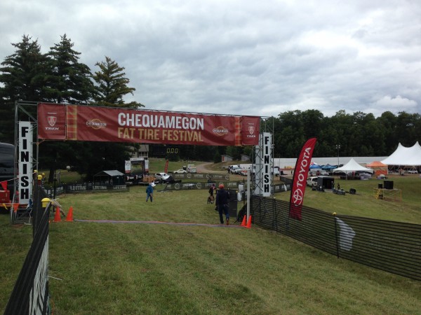 Everything is ready at the finish for 3500 MTB racers.