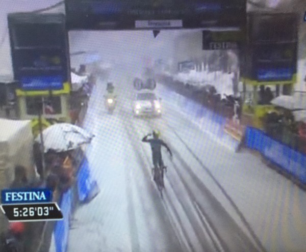 Nairo Quintana (Movistar), winning in the snow today.